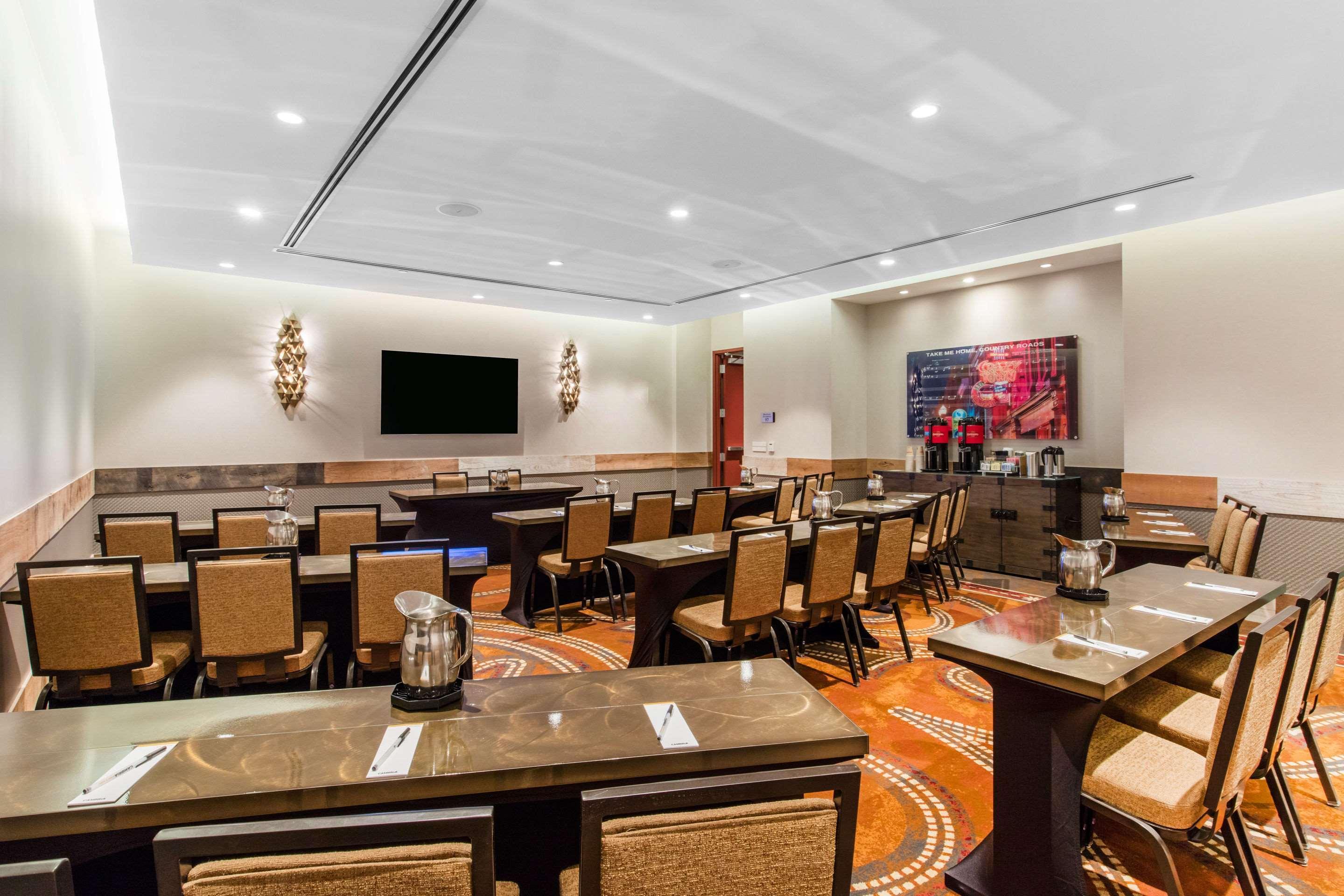 Cambria Hotel Nashville Downtown Екстериор снимка